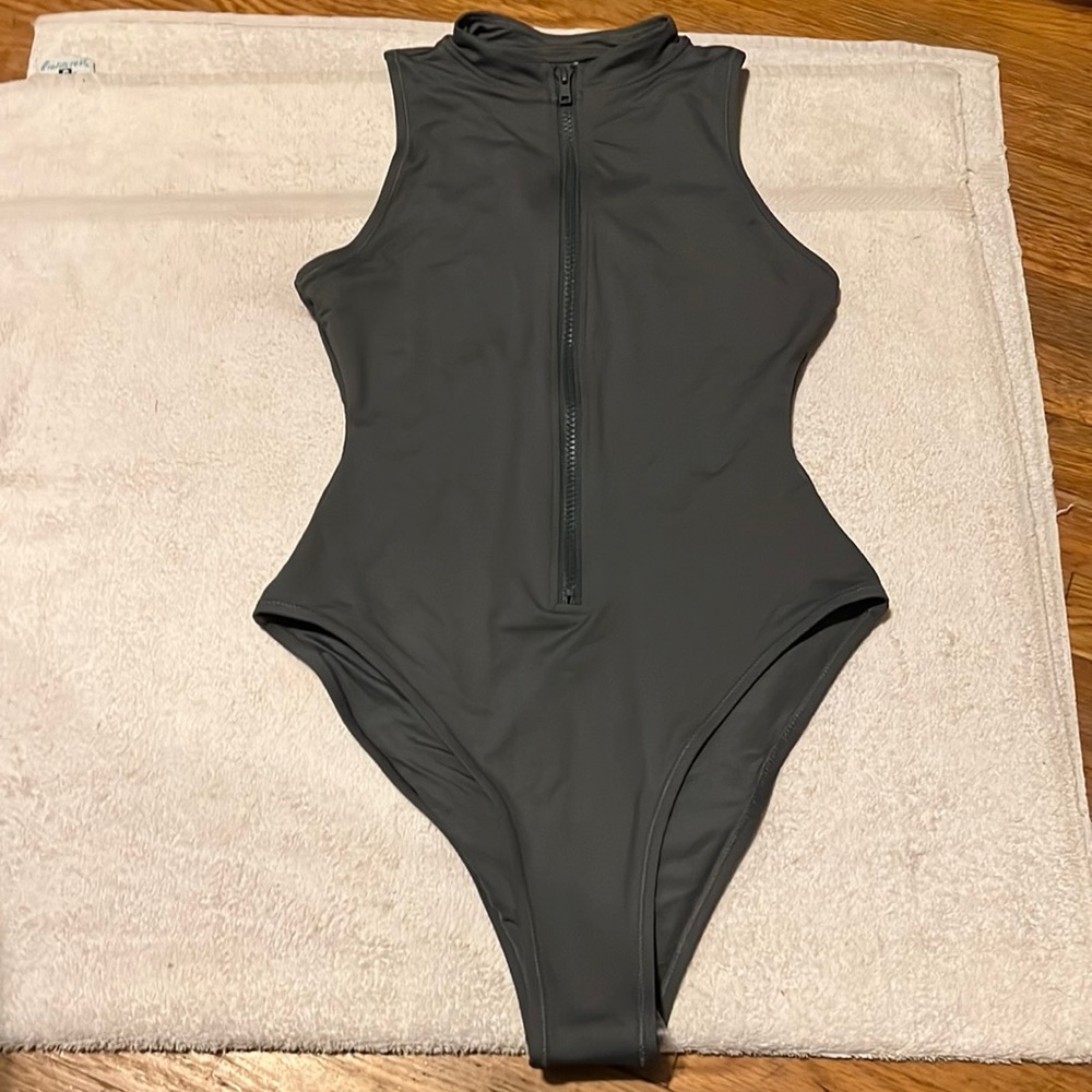 Skims Swim Zip Front Sleeveless One Piece Gunmetal L